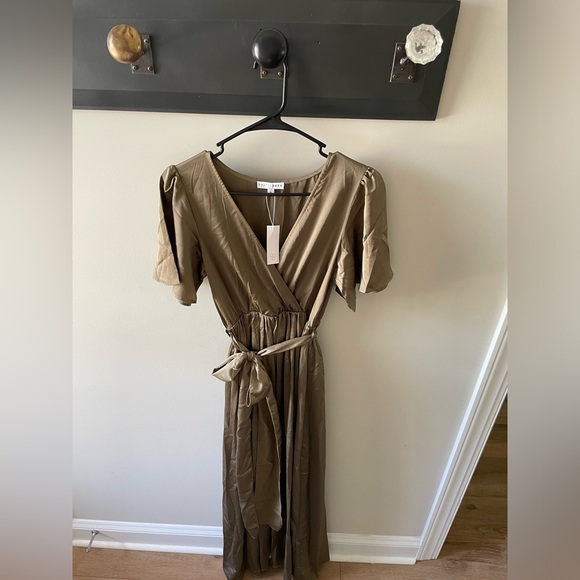 Baltic Born Sicily Wrap Dress - Olive NWT - Picture 3 of 7